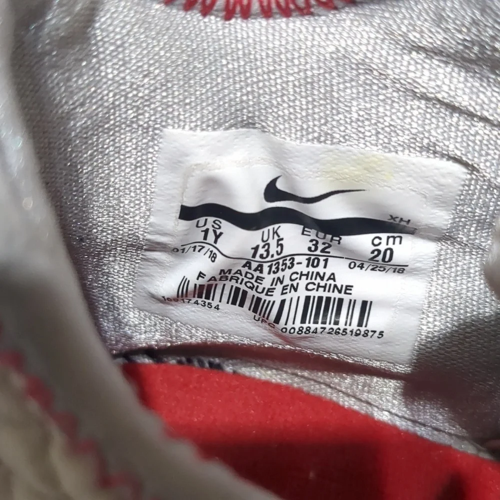 Nike lebron soldier